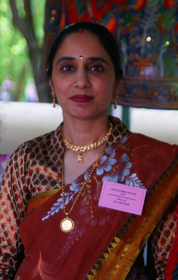 Индийское Посольство член Ассоциации индийских женщин в Москве