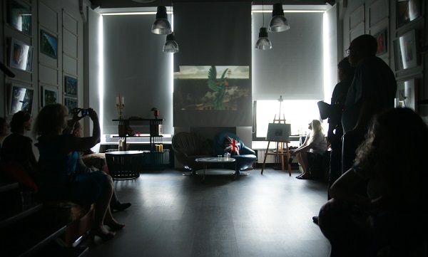 На открытии выставки были показаны картины видеоарта Геннадия Немых Открытие выставки фотографий  кинооператора и сценариста Геннадия Немых  в студии дизайна BriArt 11 июня 2014 г. 