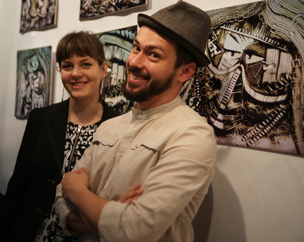 Шеомир Гучепшоко  с женой Анастасией на своей Выставке "О главном" в Творческой Мастерской Рябичевых