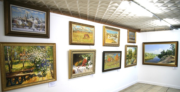  ЦДХ.  Выставка галереи "Меларус Арт" 8 (985) 767 89 06 8 (962) 965 10 10  8 (902) 290 72 60