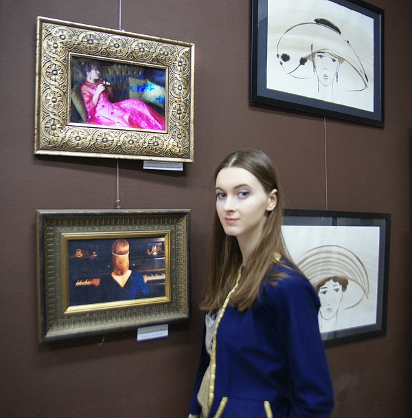 София Загряжская на фоне работы, для которой она послужила моделью