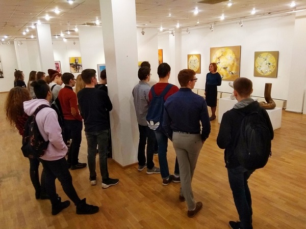 Экскурсия по выставке "3.0" с куратором Мариной Щелоковой Aster Art Gallery в галерее "На Каширке" 