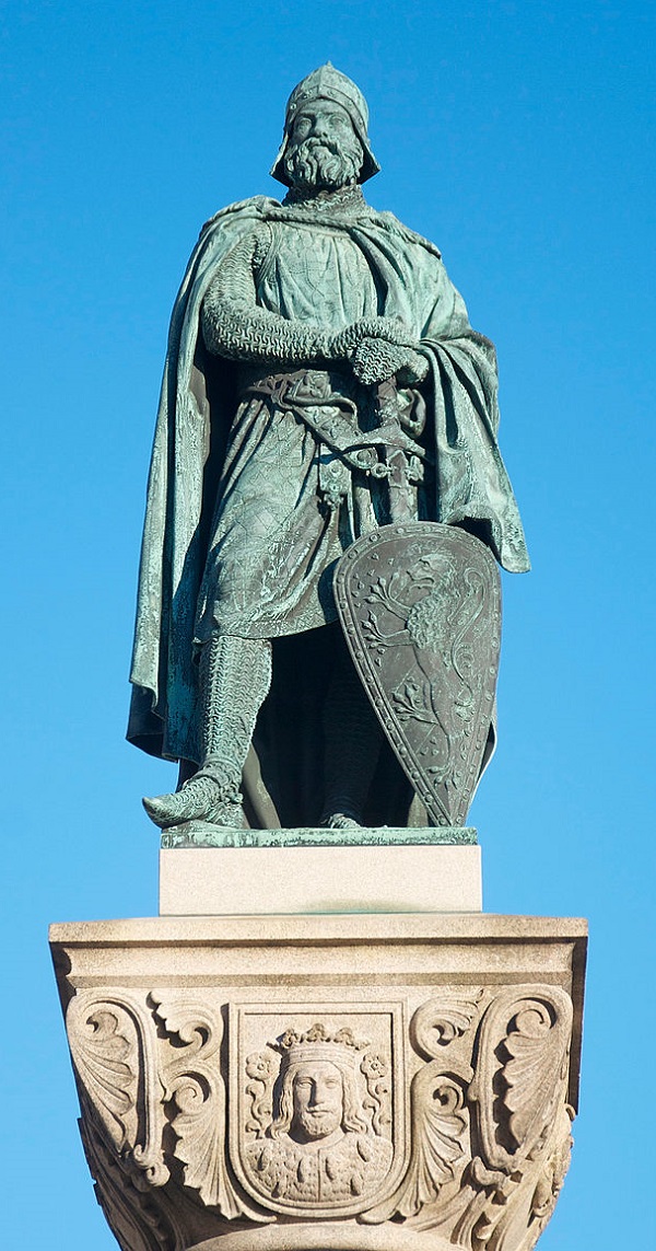Памятник ярлу Биргеру в Стокгольме Работа скульптора Б. Фогельсберга