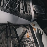 Во время работы над линогравюрой. Графика -- любимая техника Даниэлы