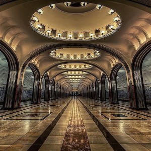 Станция метро "Маяковская"